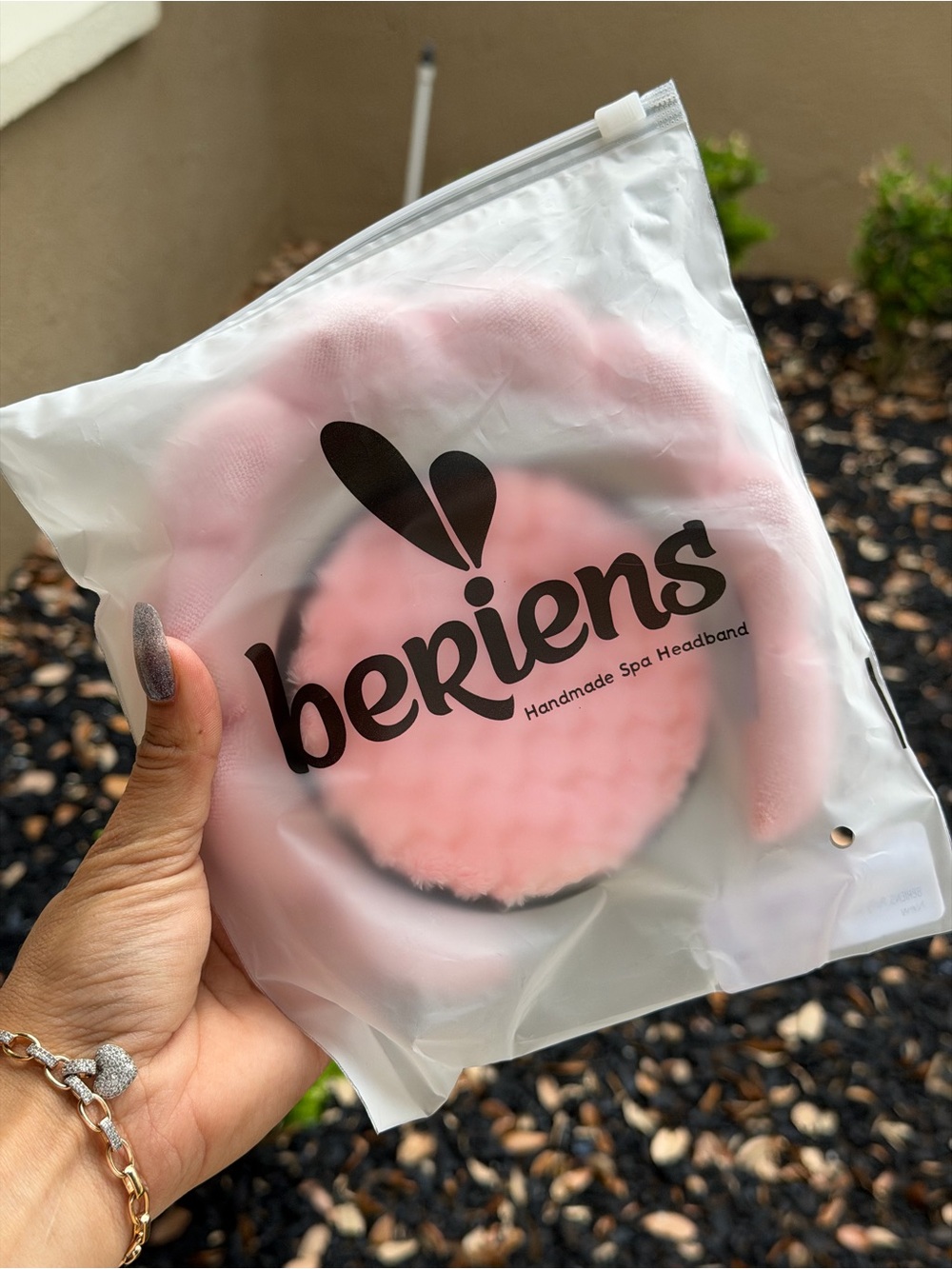 Set of 3 Beriens Plush Spa Headbands – White, Pink & Red